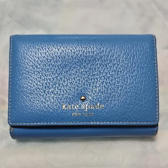 Kate Spade Wallet - Picture 1 of 7